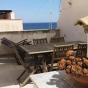 Sea-view Terrace & Bikes Moon Ortigia , Syracuse Italia